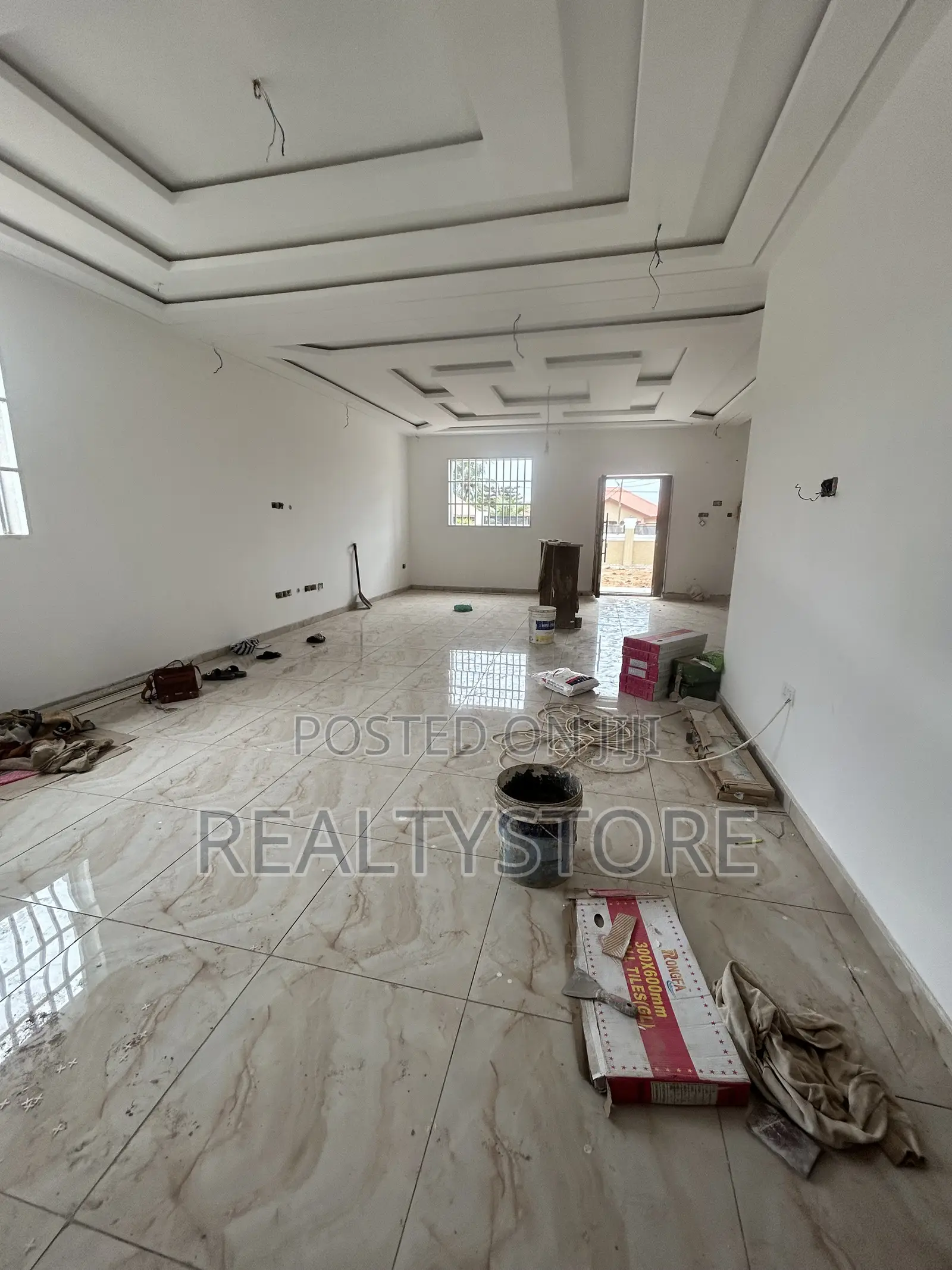 Furnished 5bdrm Duplex in Ashongman Estate, Accra Metropolitan for sale