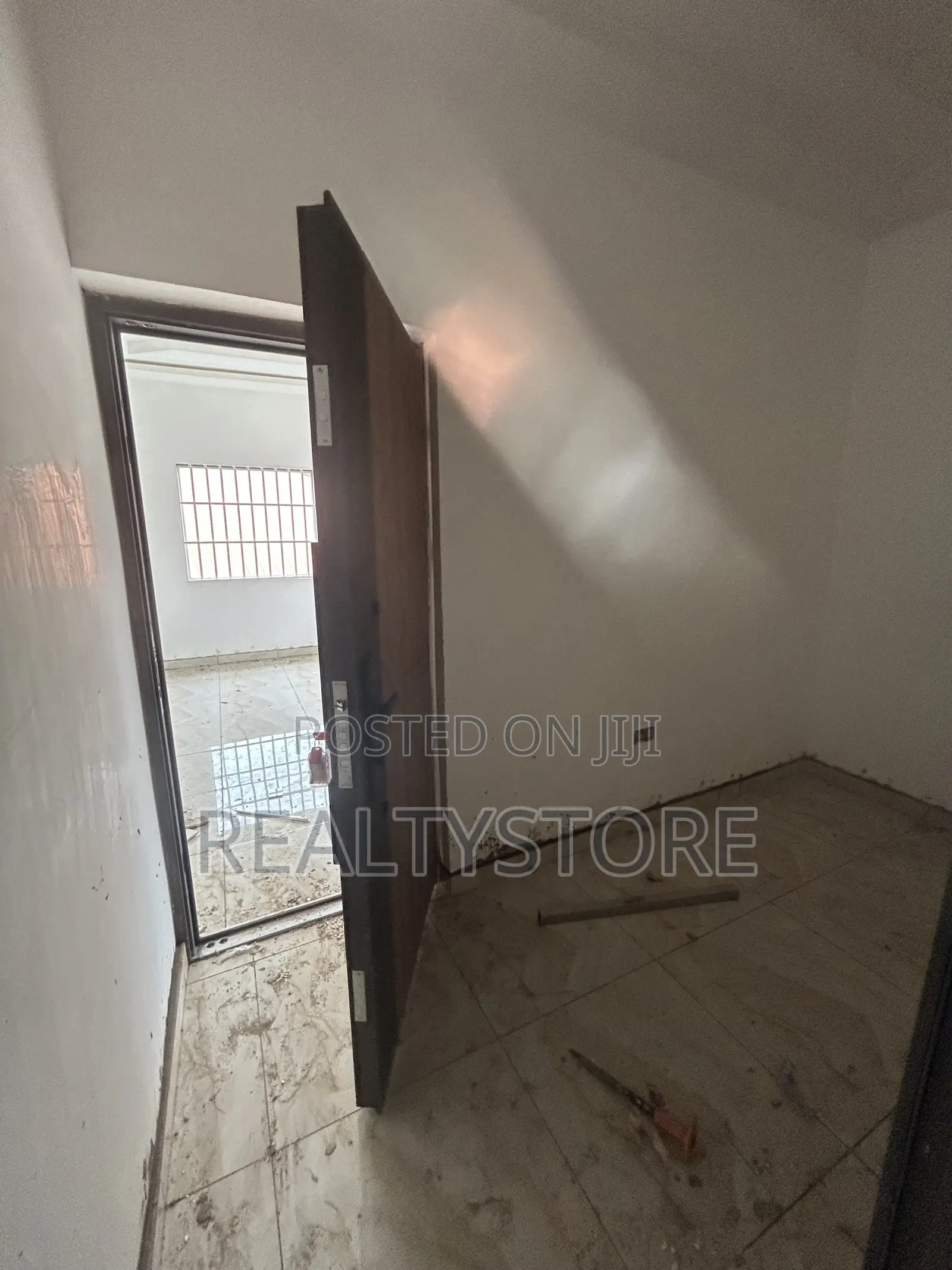 Furnished 5bdrm Duplex in Ashongman Estate, Accra Metropolitan for sale