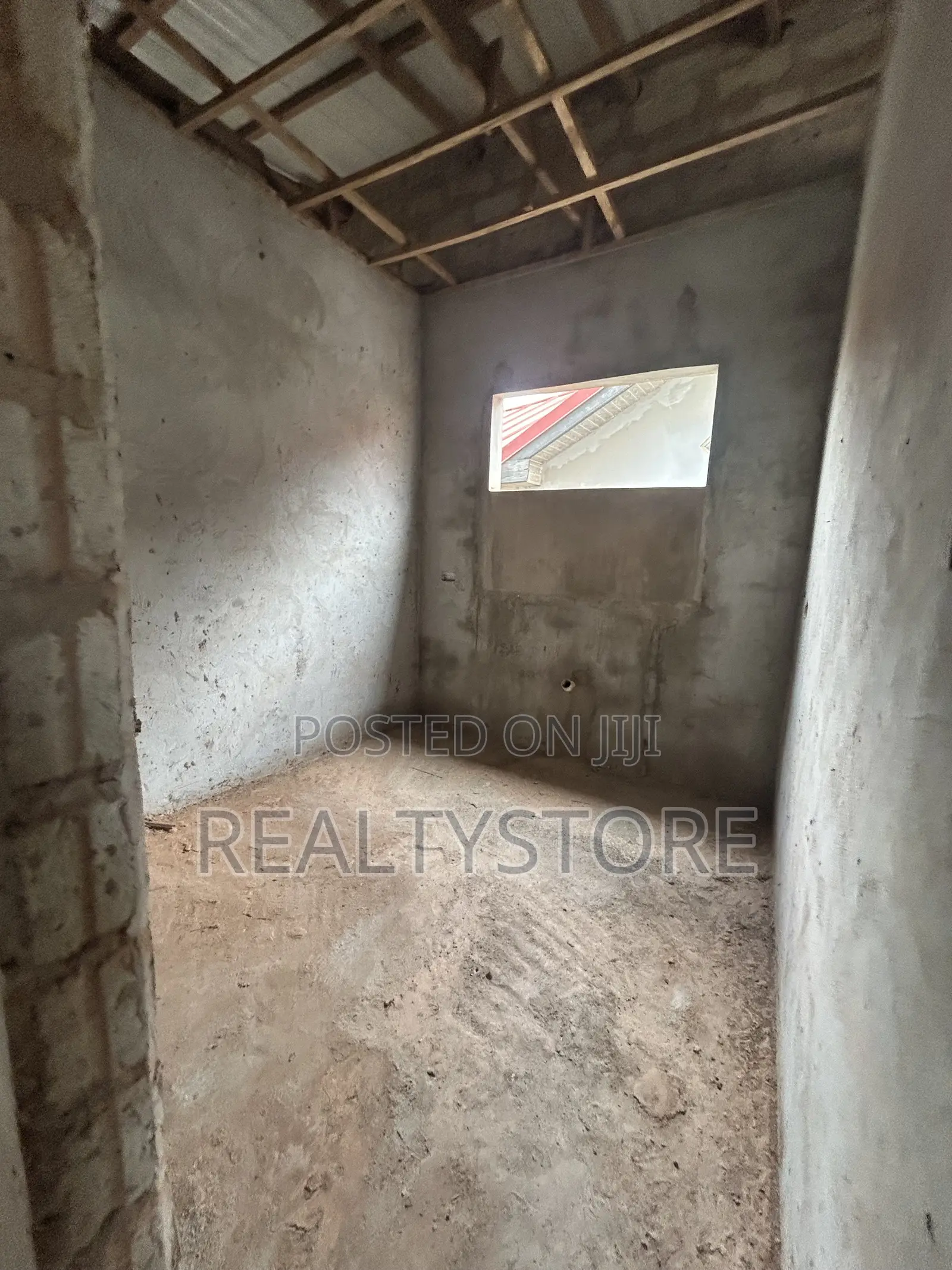 3bdrm House in Kwabenya, Accra Metropolitan for sale