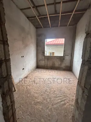 3bdrm House in Kwabenya, Accra Metropolitan for sale