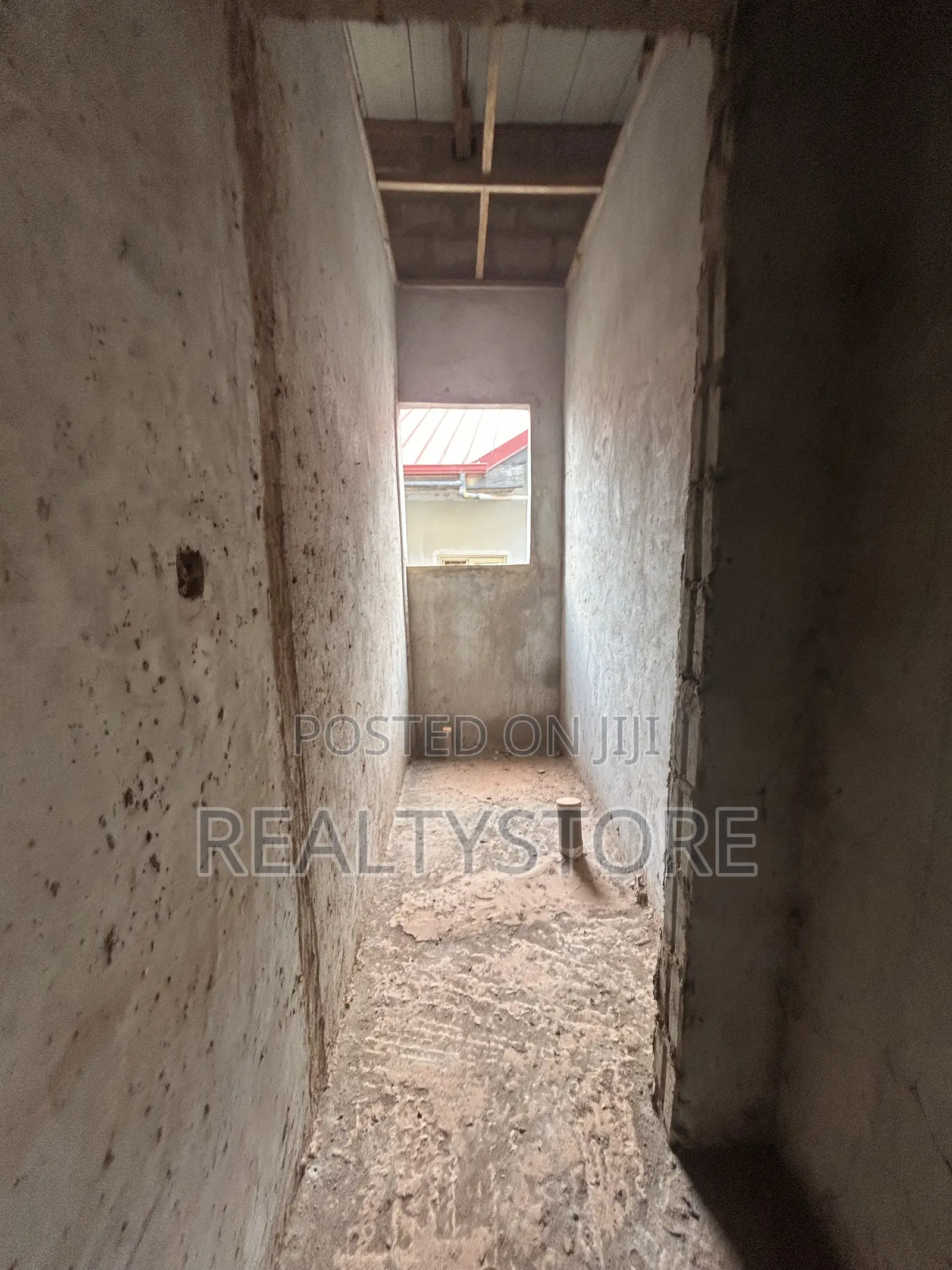 3bdrm House in Kwabenya, Accra Metropolitan for sale