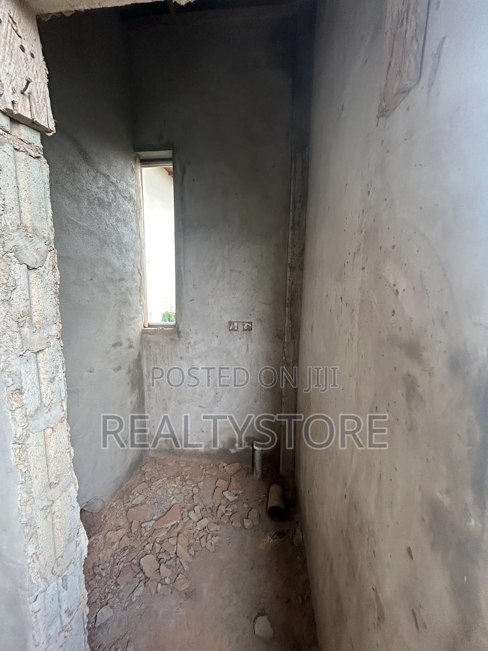 3bdrm House in Kwabenya, Accra Metropolitan for sale