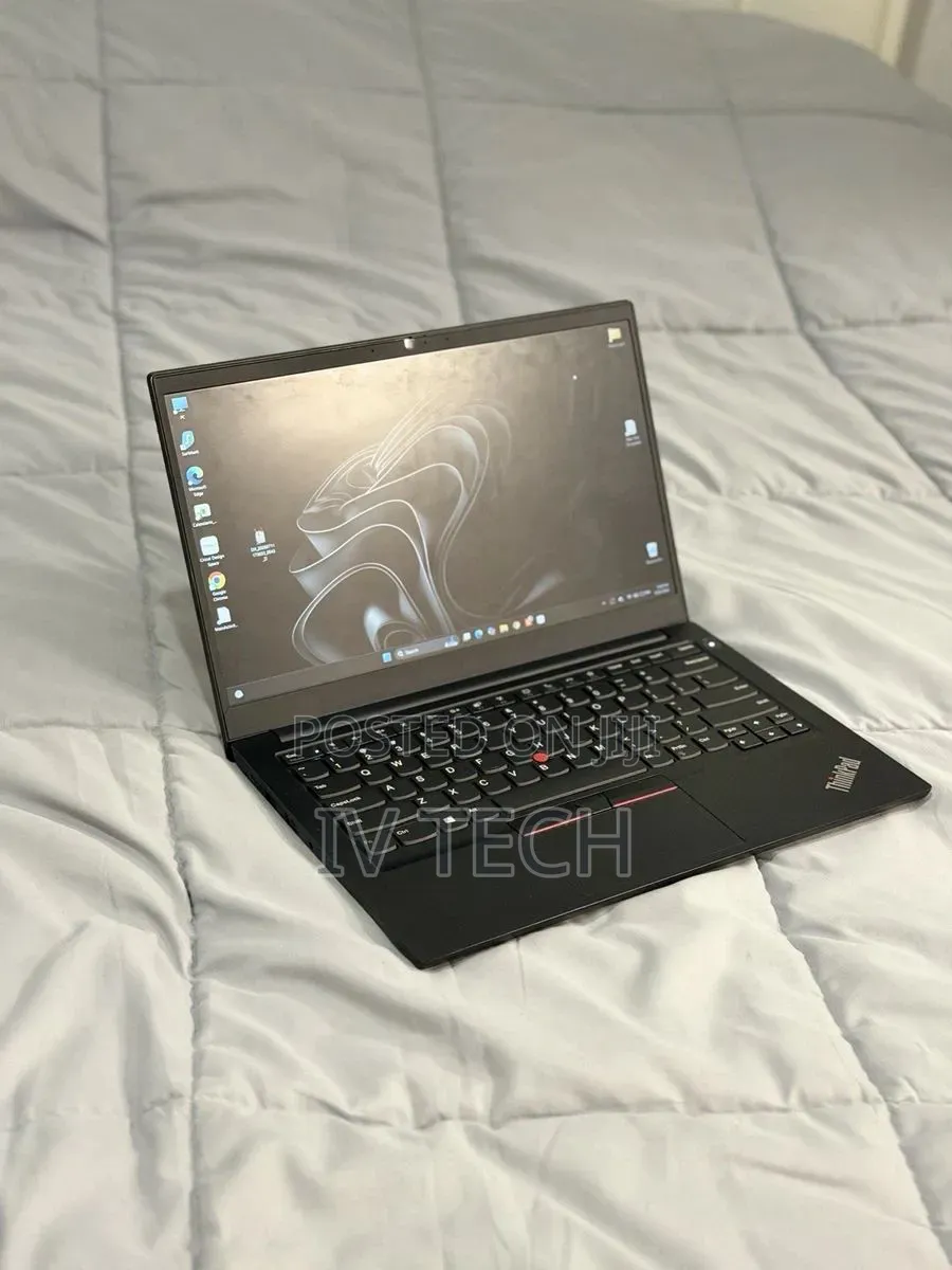 Laptop Lenovo ThinkPad E14 Gen 3 16GB AMD Ryzen 5 SSD 512GB