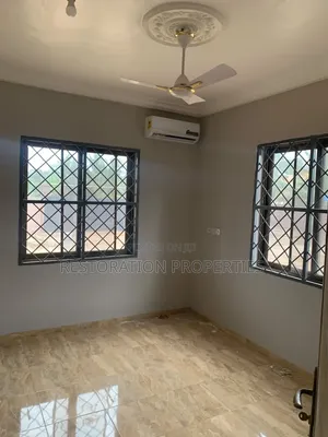 3bdrm Apartment in Housing Down for rent