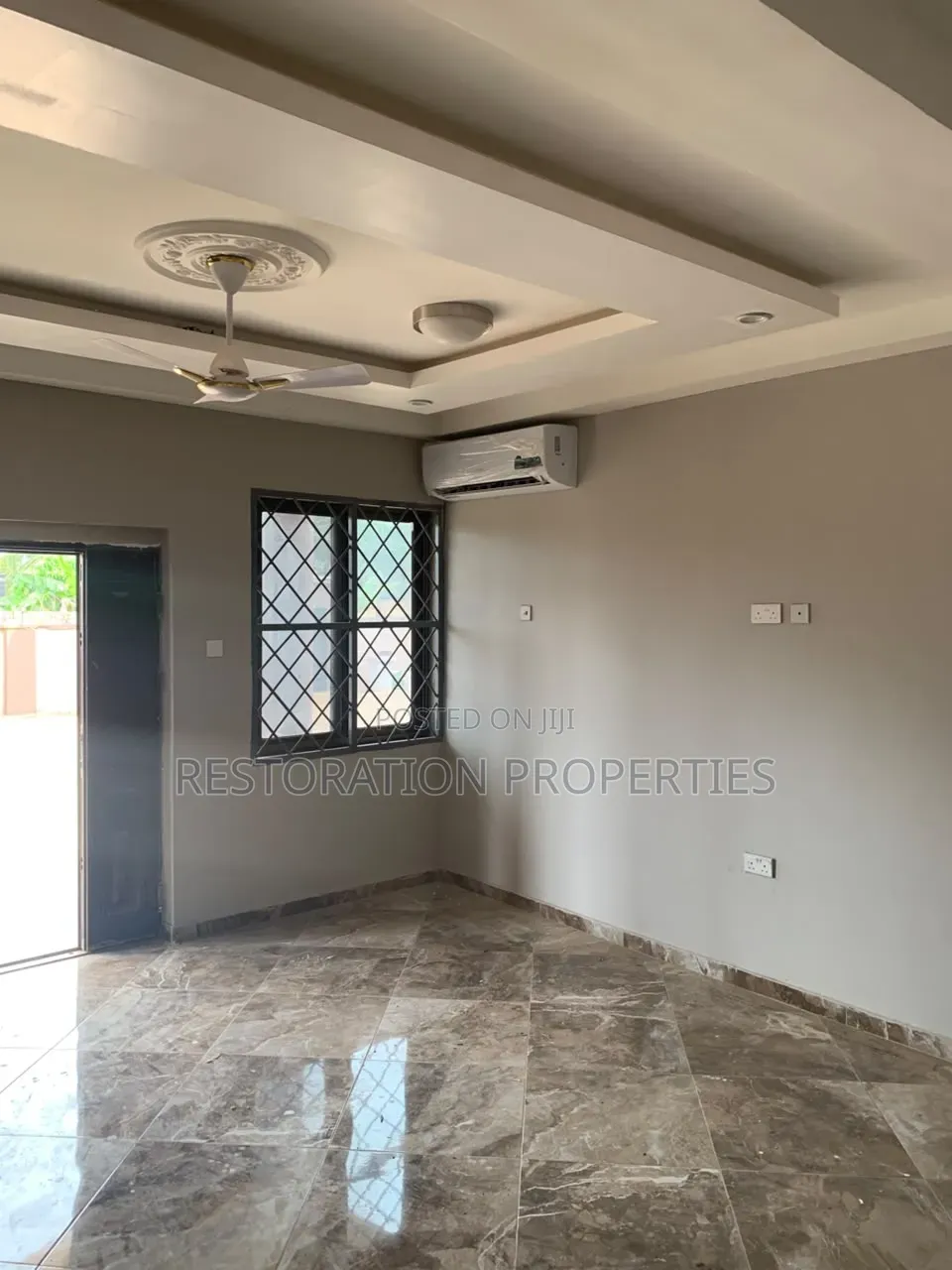 3bdrm Apartment in Housing Down for rent