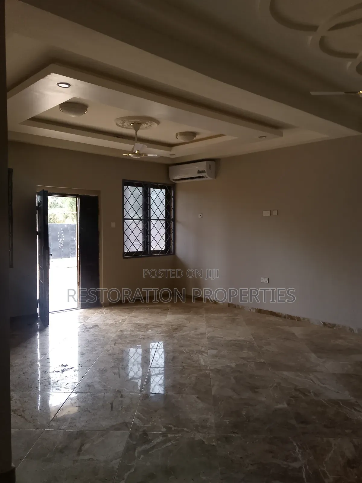 3bdrm Apartment in Housing Down for rent