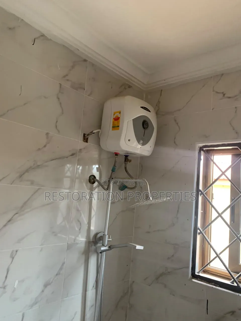 3bdrm Apartment in Housing Down for rent