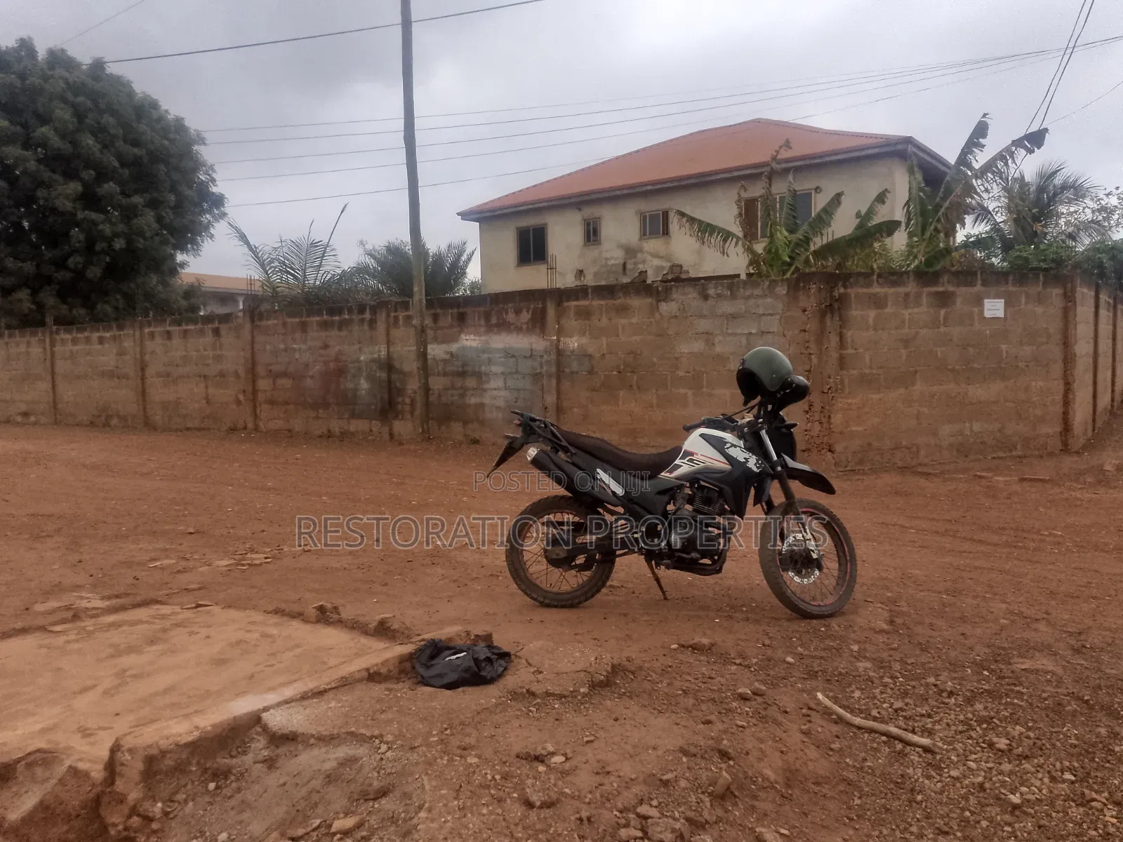 Half Plot With 3bedrooms Storey Building Footings Plan on It for Sale