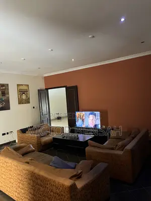 4bdrm Mansion in Boundary Road Area for rent
