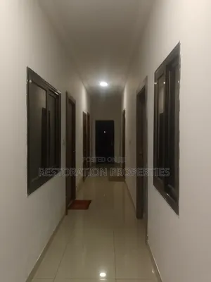 Mini Flat in Adenta, Commandos for rent