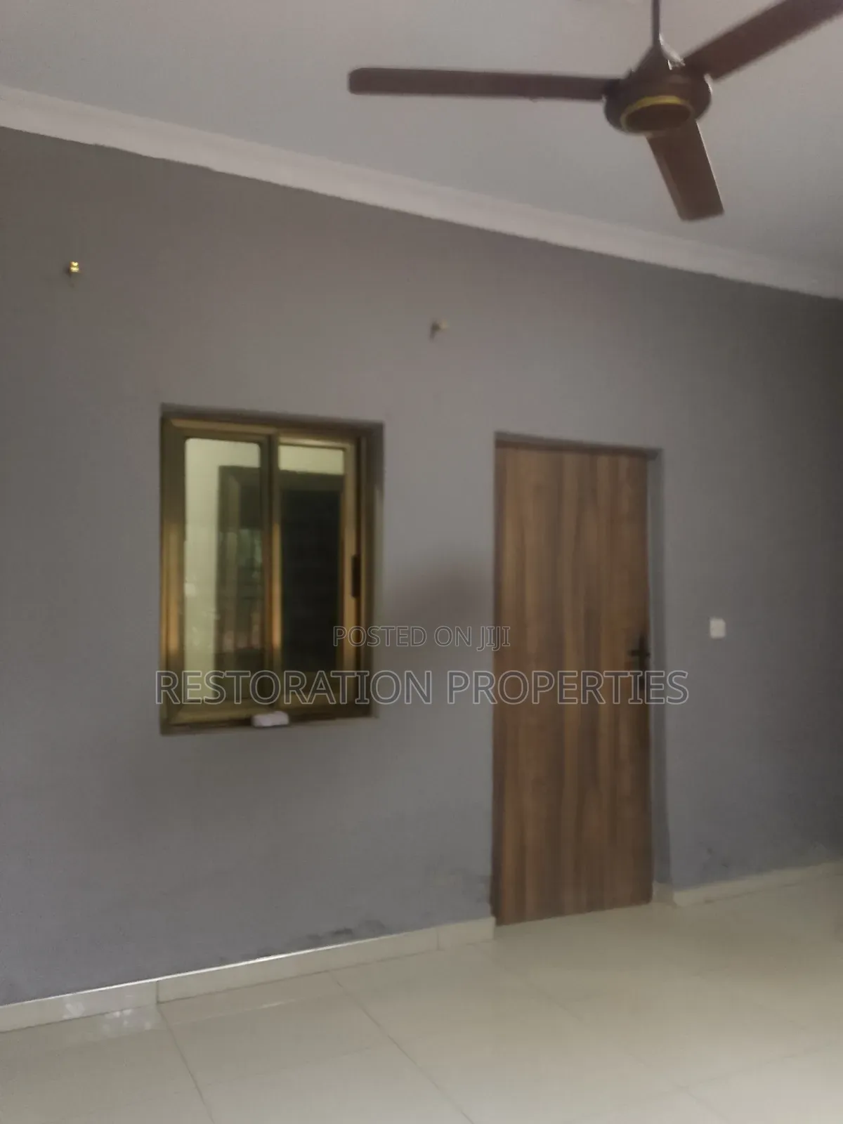 Mini Flat in Adenta, Commandos for rent