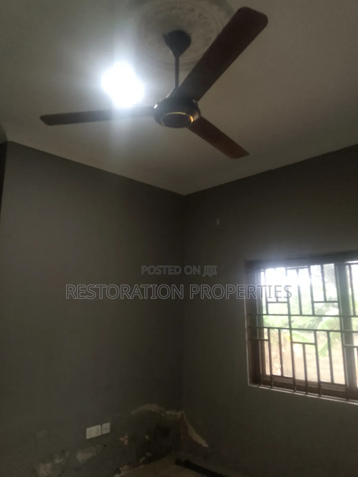 Mini Flat in Adenta, Commandos for rent