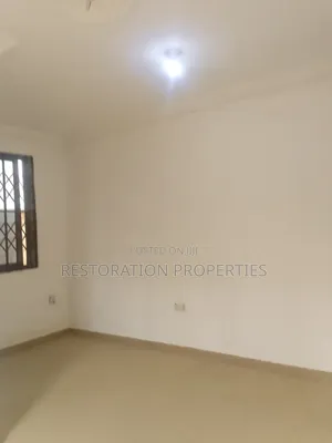 Mini Flat in Adenta Commandos for rent