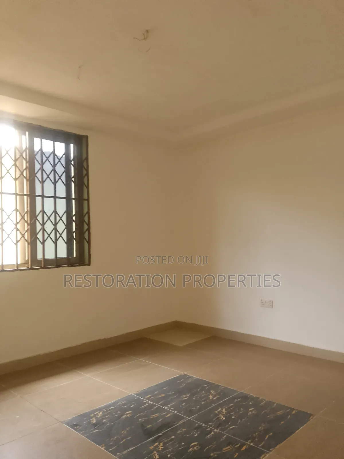 Mini Flat in Adenta Commandos for rent