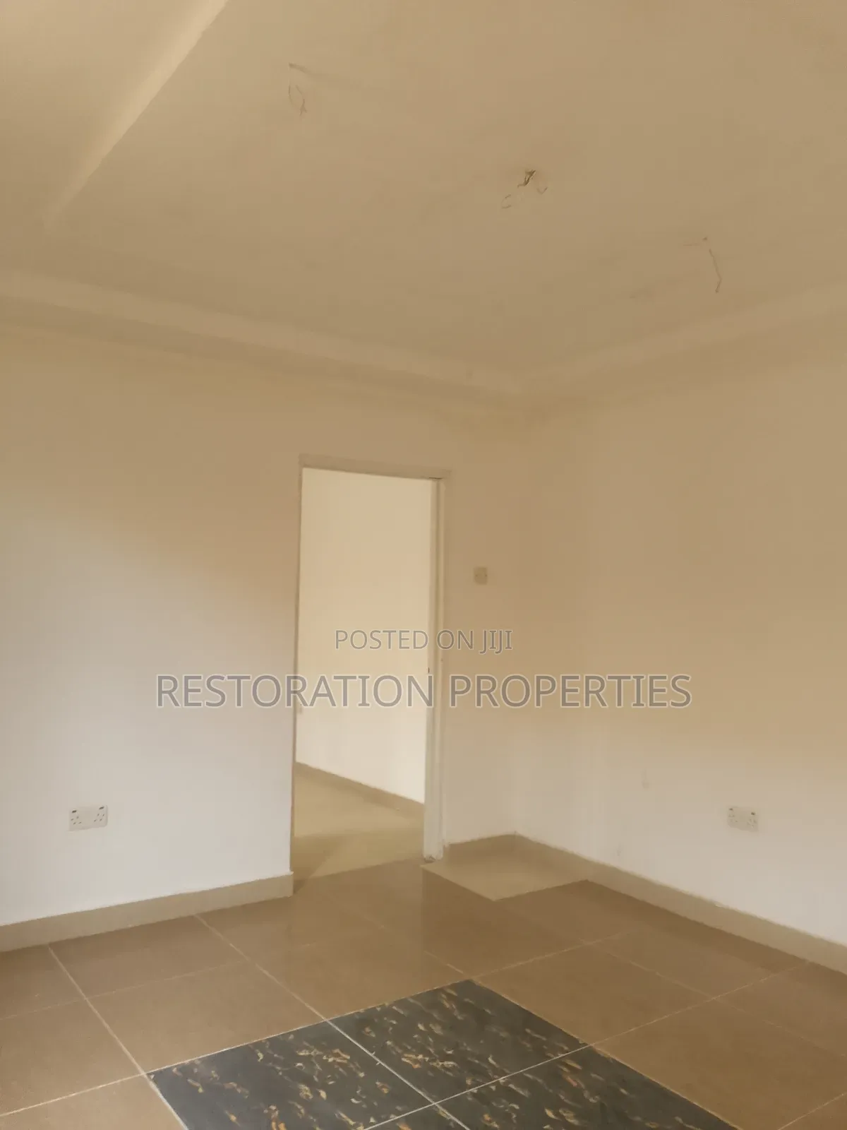Mini Flat in Adenta Commandos for rent