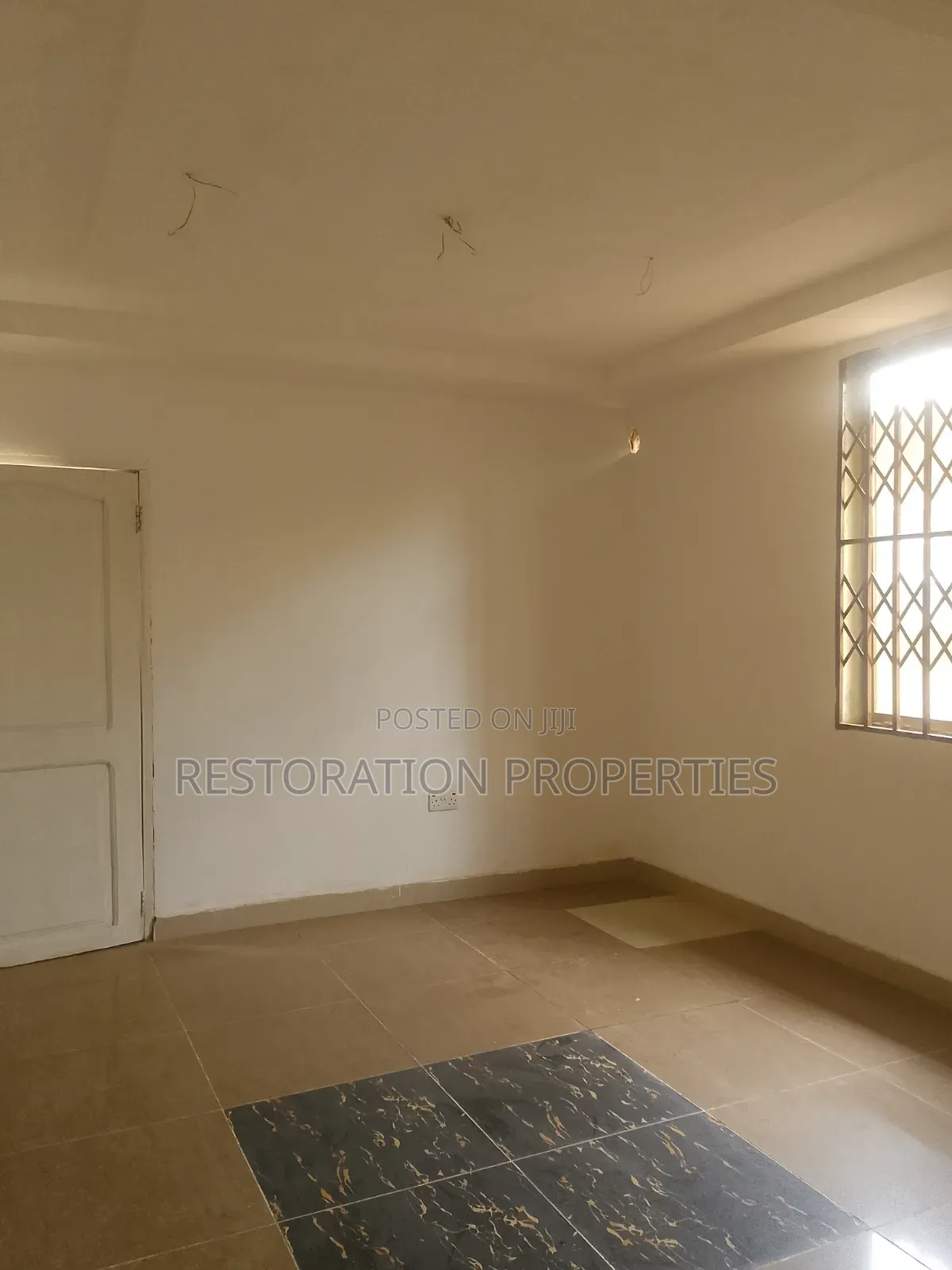 Mini Flat in Adenta Commandos for rent