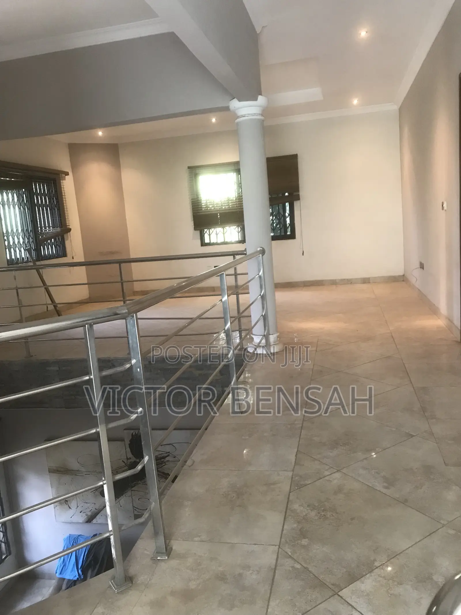 4bdrm Mansion in Boundary Road Area for rent