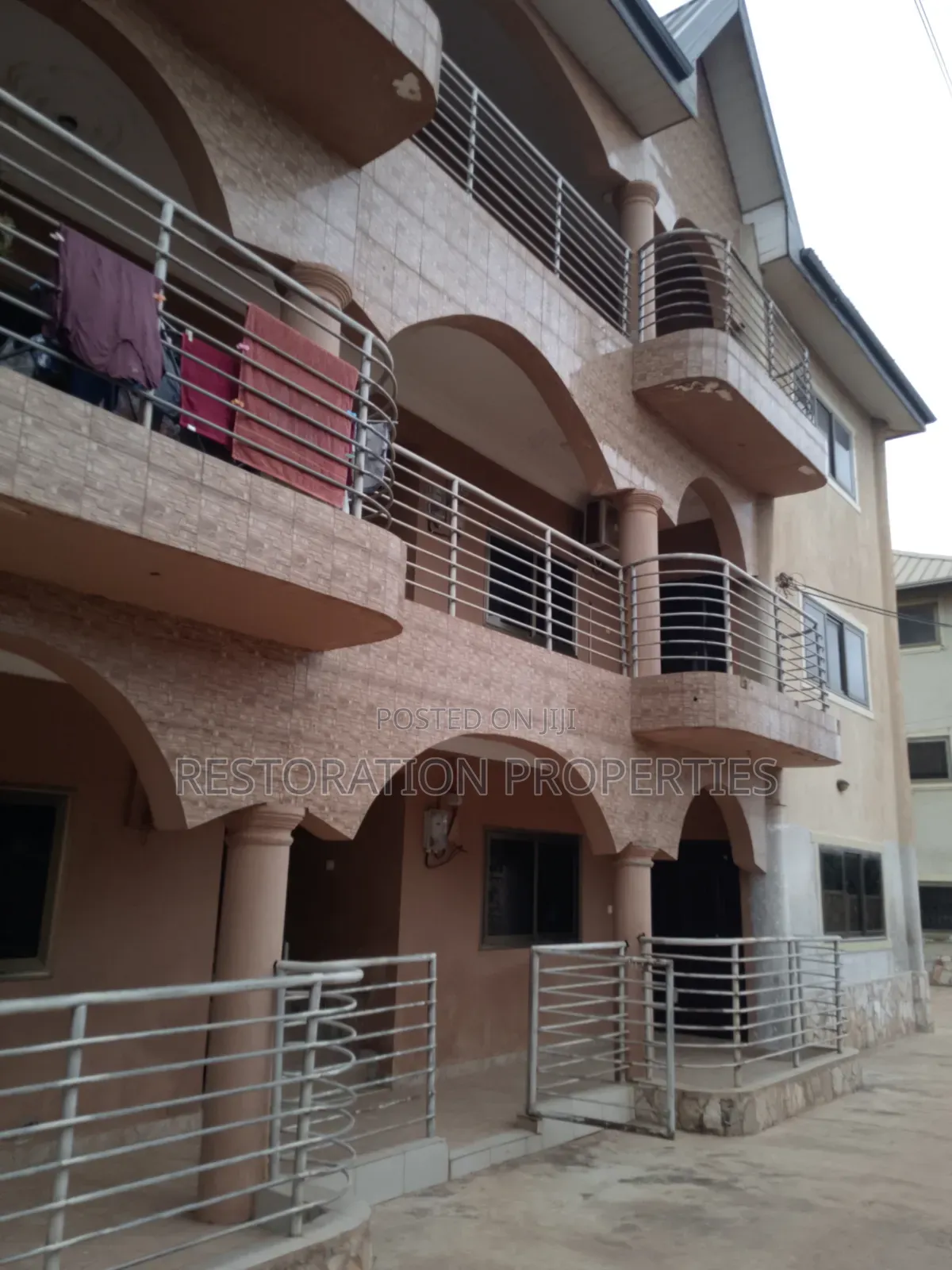 2bdrm Apartment in Adenta Housing Down for rent