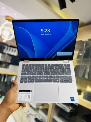 Laptop HP OmniBook 5 Flip 16GB Intel Core 7 SSD 512GB