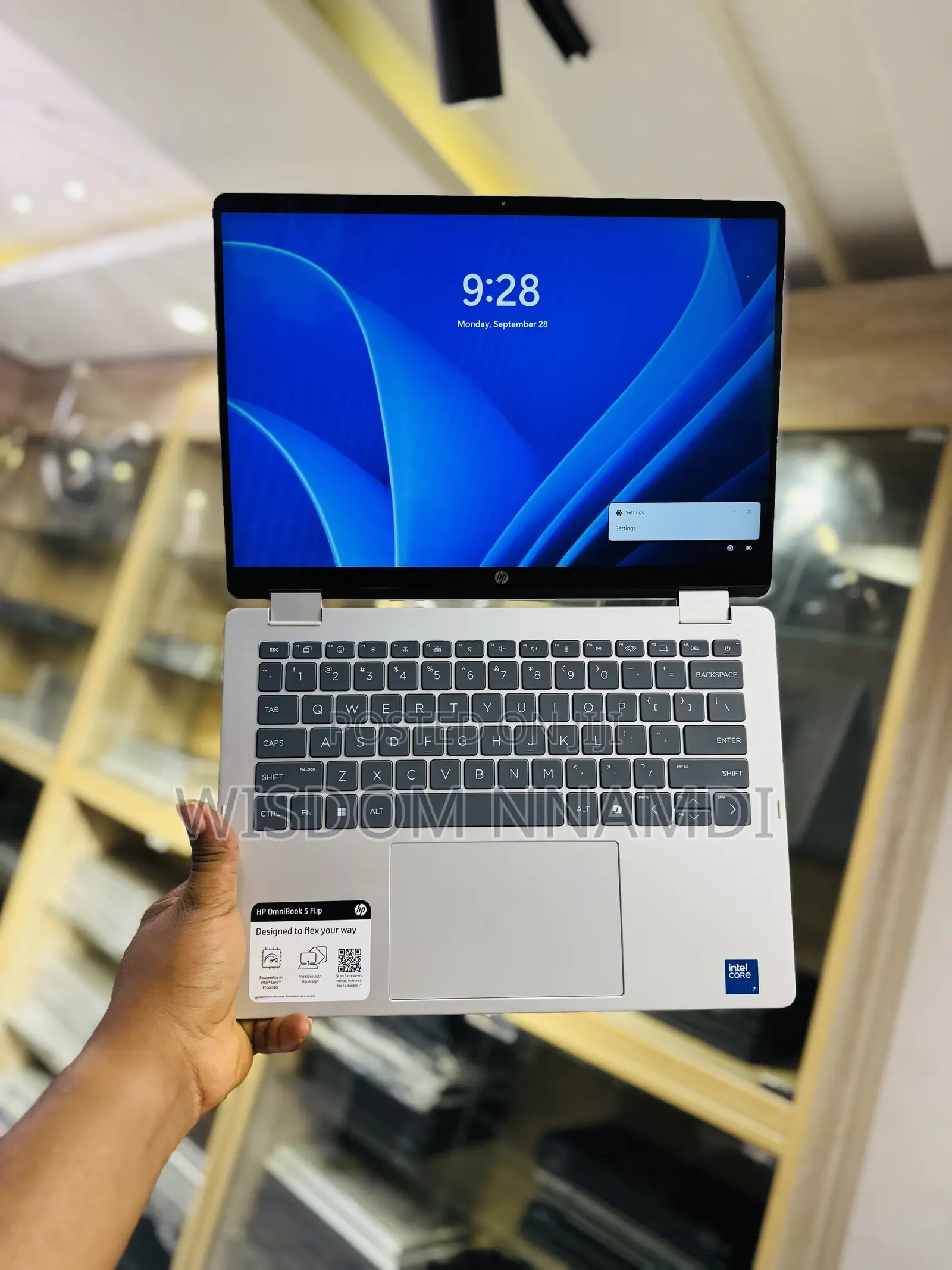 Laptop HP OmniBook 5 Flip 16GB Intel Core 7 SSD 512GB