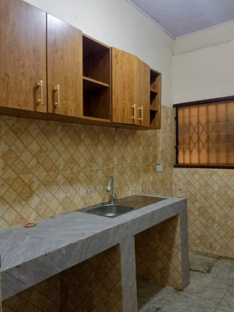 2bdrm Apartment in Adenta, Housing Down for rent
