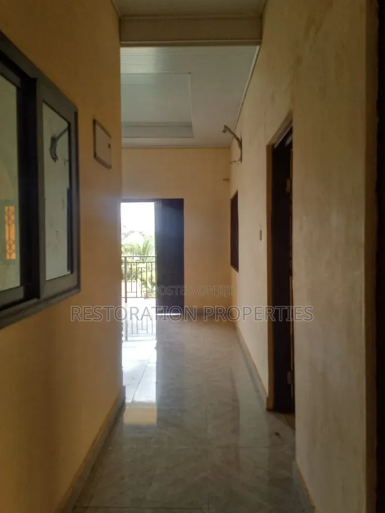 2bdrm Apartment in Adenta, Housing Down for rent