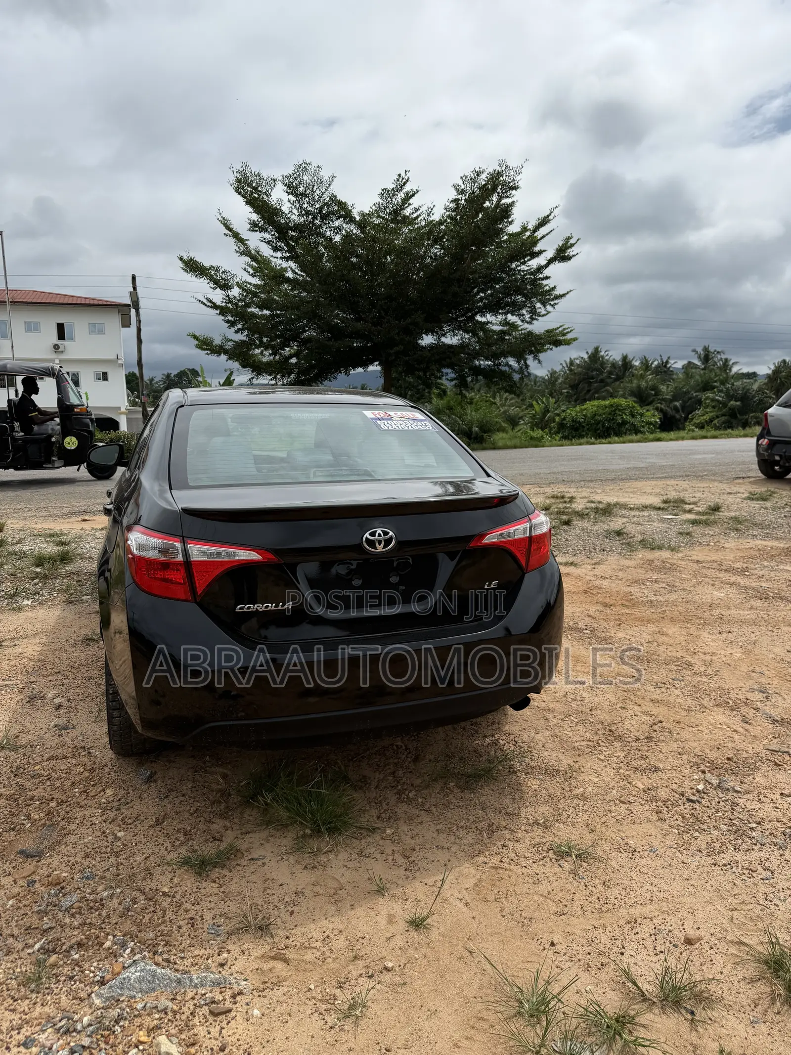 Toyota Corolla LE 4dr Sedan (1.8L 4cyl CVT) 2017 Black