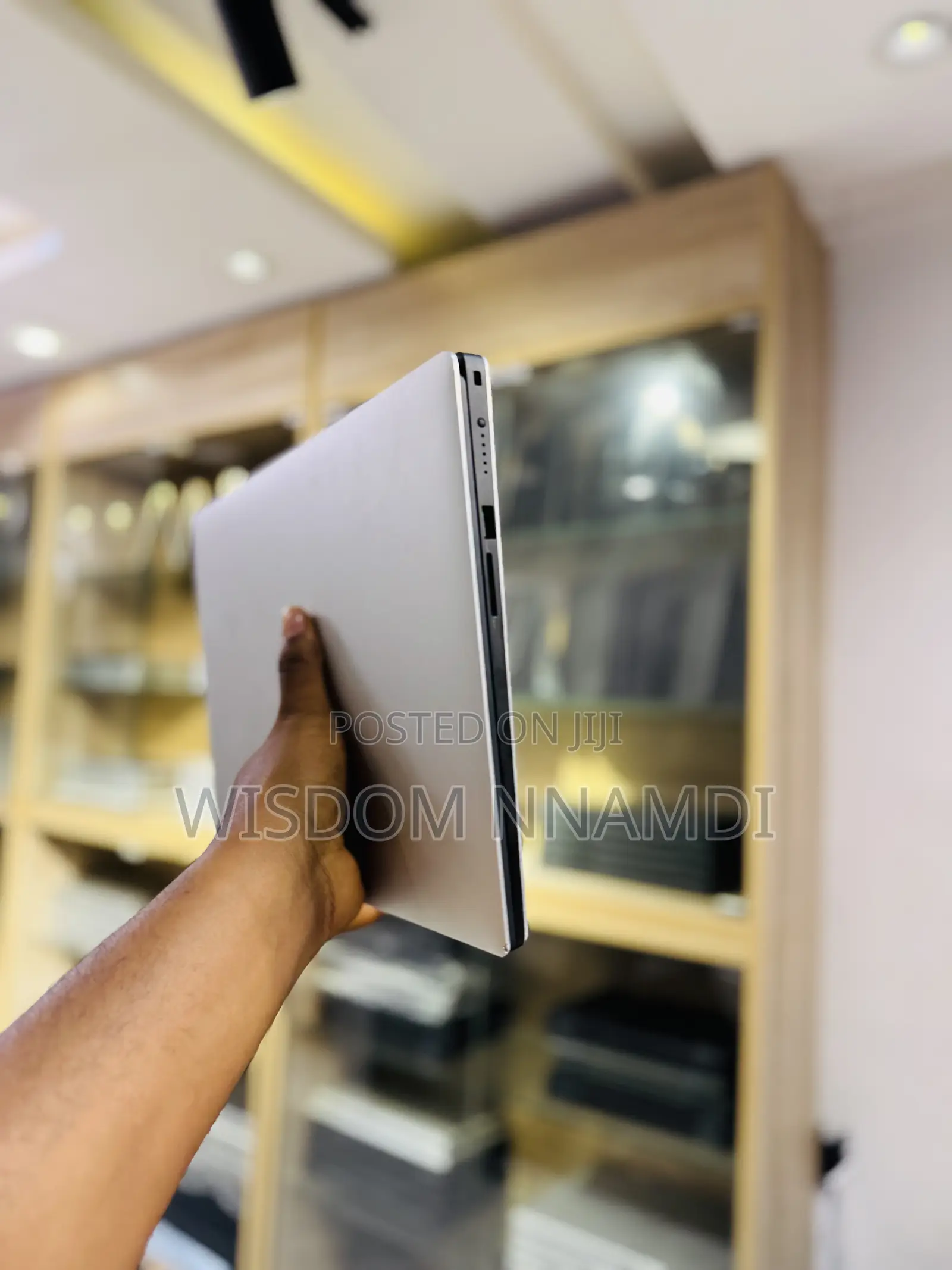 Laptop Dell Precision 15 5540 16GB Intel Core i7 SSD 512GB