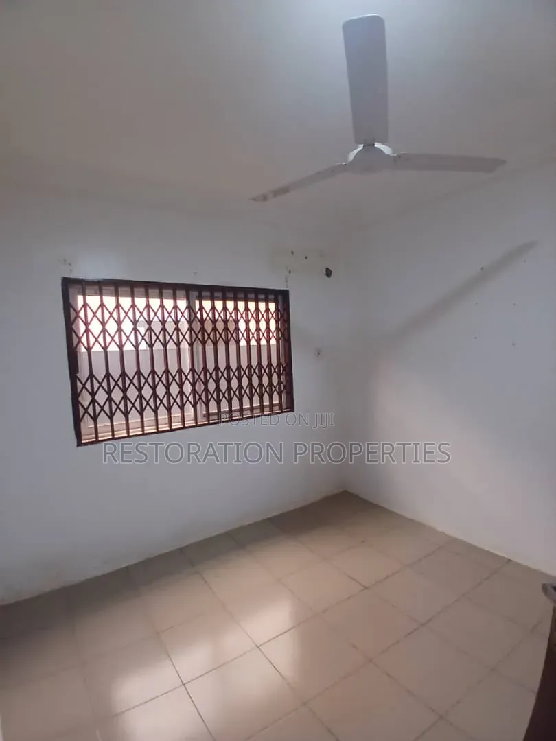 3bdrm House in Abokobi, Pentecost for rent