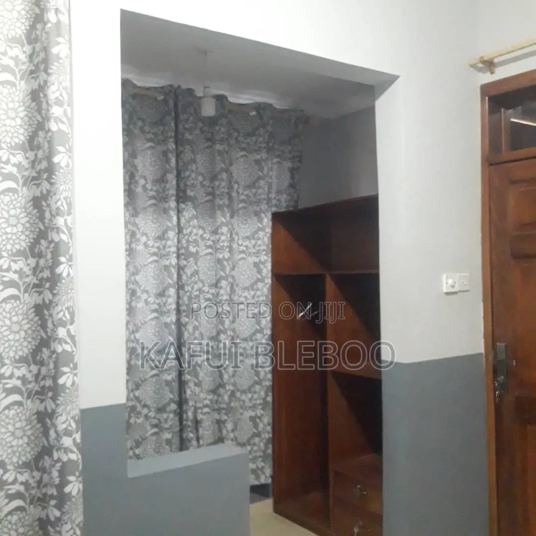 Furnished 1bdrm Condo in Ayensu Estate, Valley View Area for rent