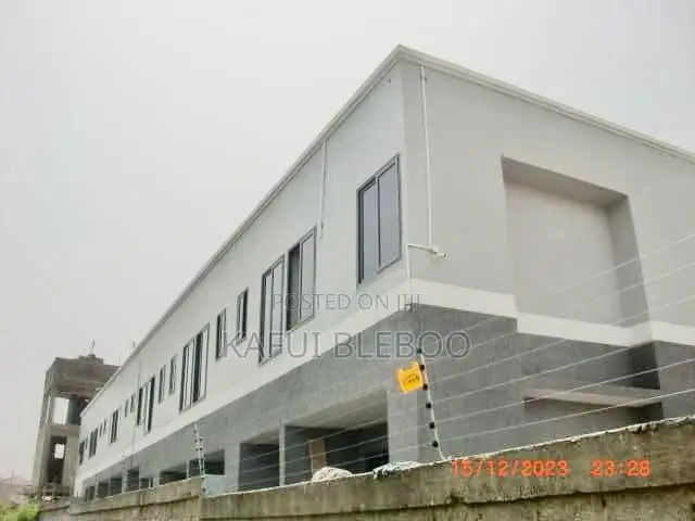 Furnished 1bdrm Condo in Ayensu Estate, Valley View Area for rent