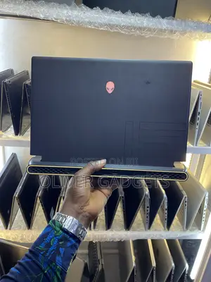 Laptop Alienware M15 R7 32GB AMD Ryzen 9 SSD 1T
