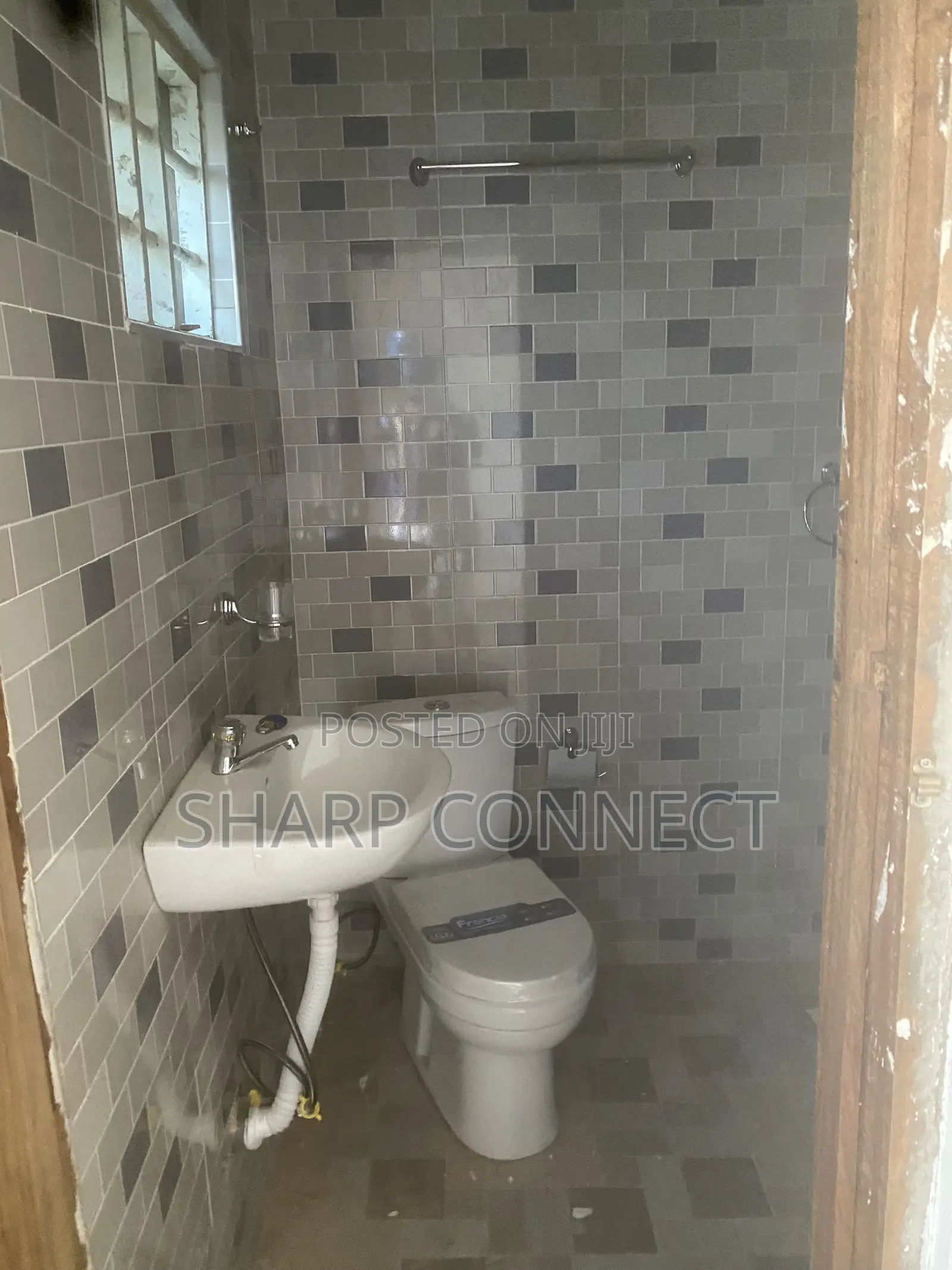 1bdrm Apartment in Sharp-Connect, Adade for rent