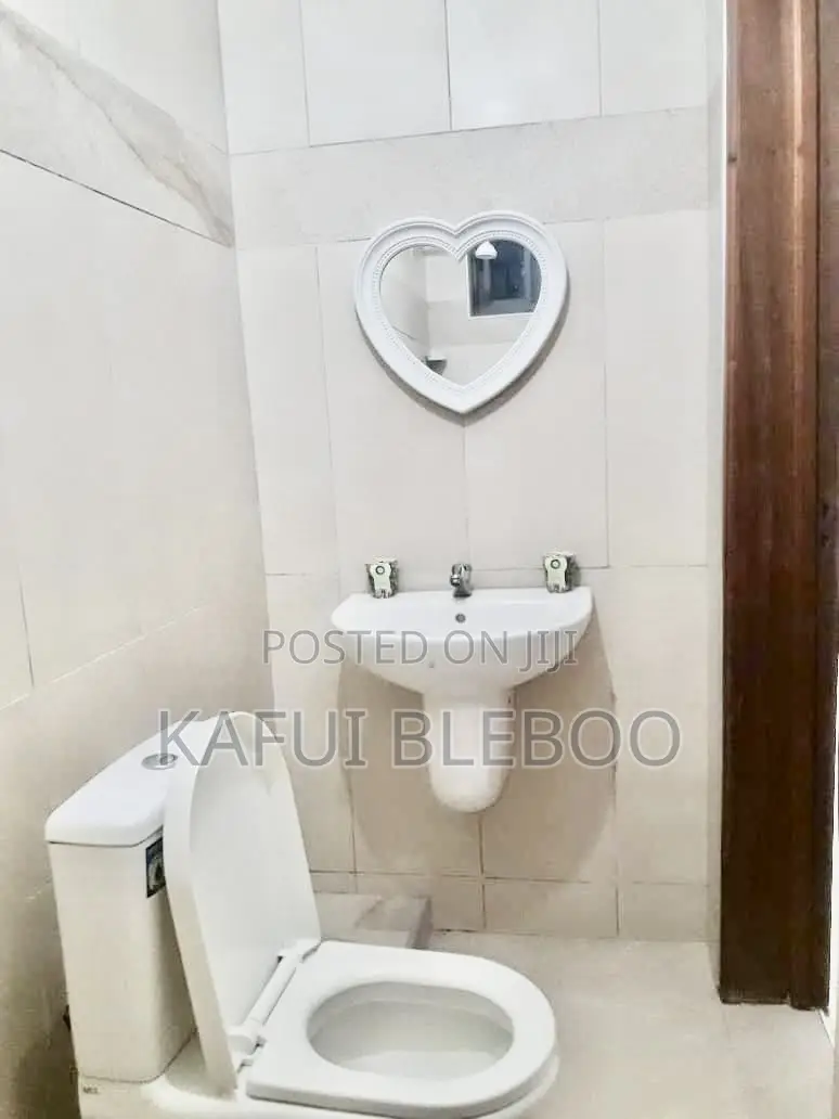 Furnished 1bdrm Condo in Ayensu Estate, Valley View Area for rent