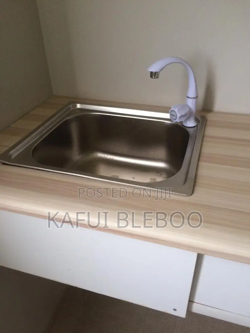 Furnished 1bdrm Condo in Ayensu Estate, Valley View Area for rent