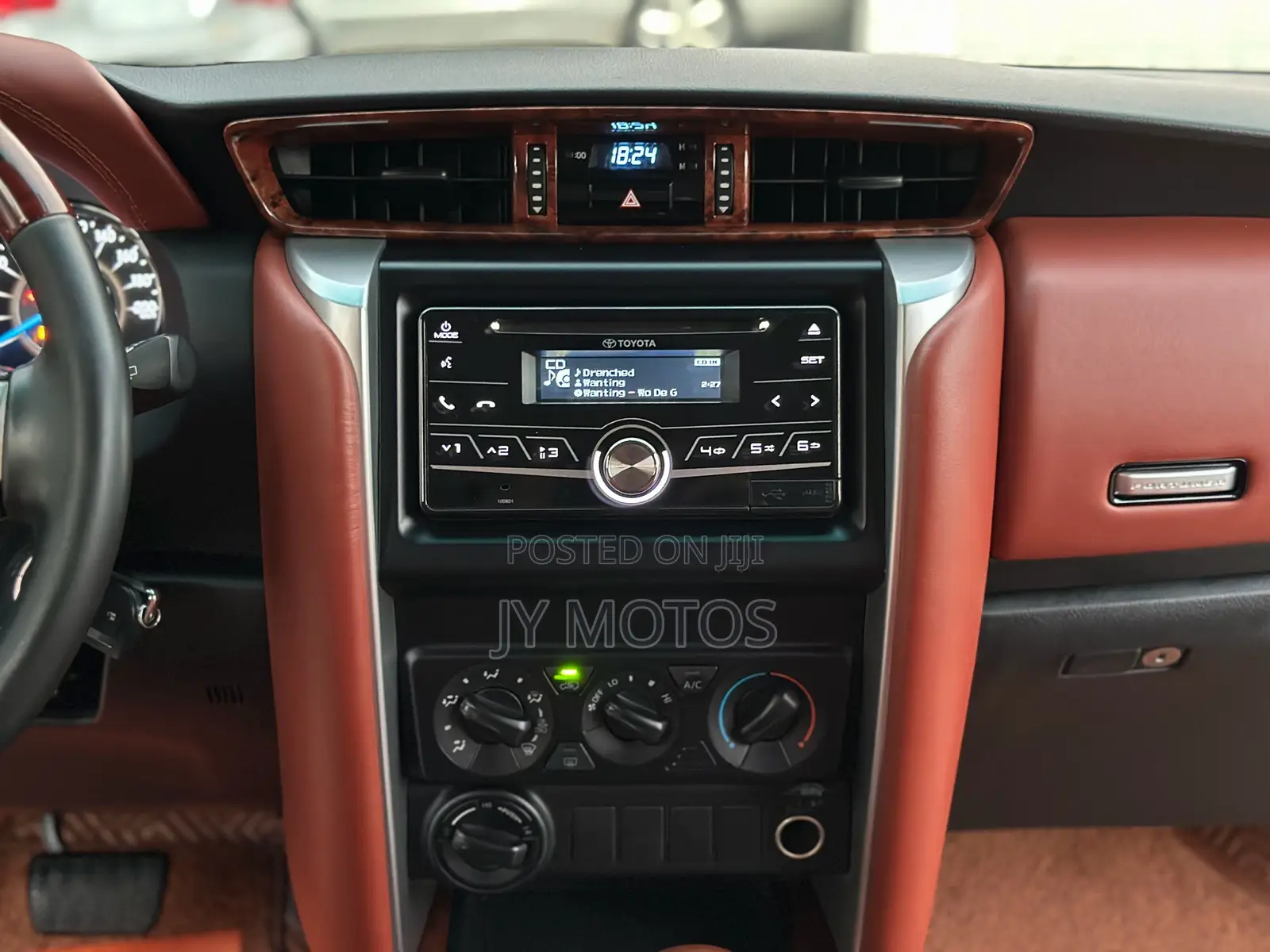 Toyota Fortuner 2.7 AWD 2019 White