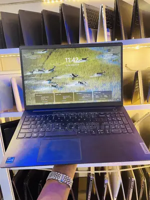 Laptop Lenovo IdeaPad 520S 24GB Intel Core i7 SSD 512GB
