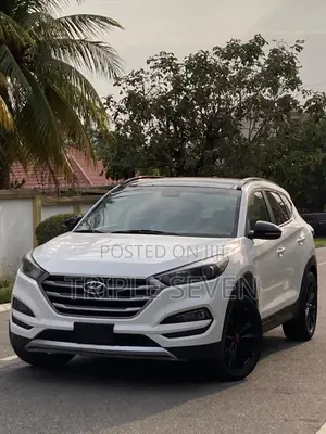 Hyundai Tucson Limited AWD 2017 White