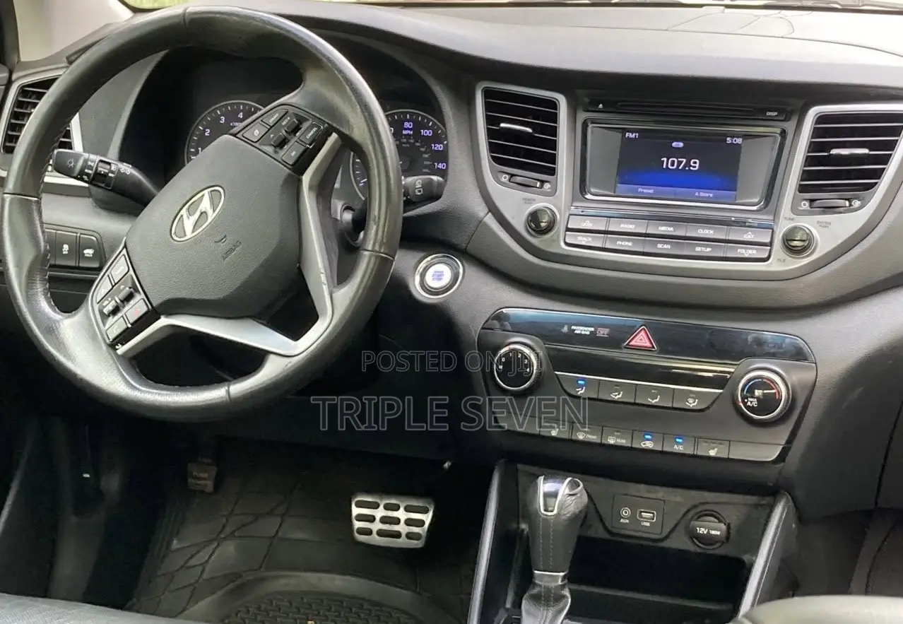 Hyundai Tucson Limited AWD 2017 White