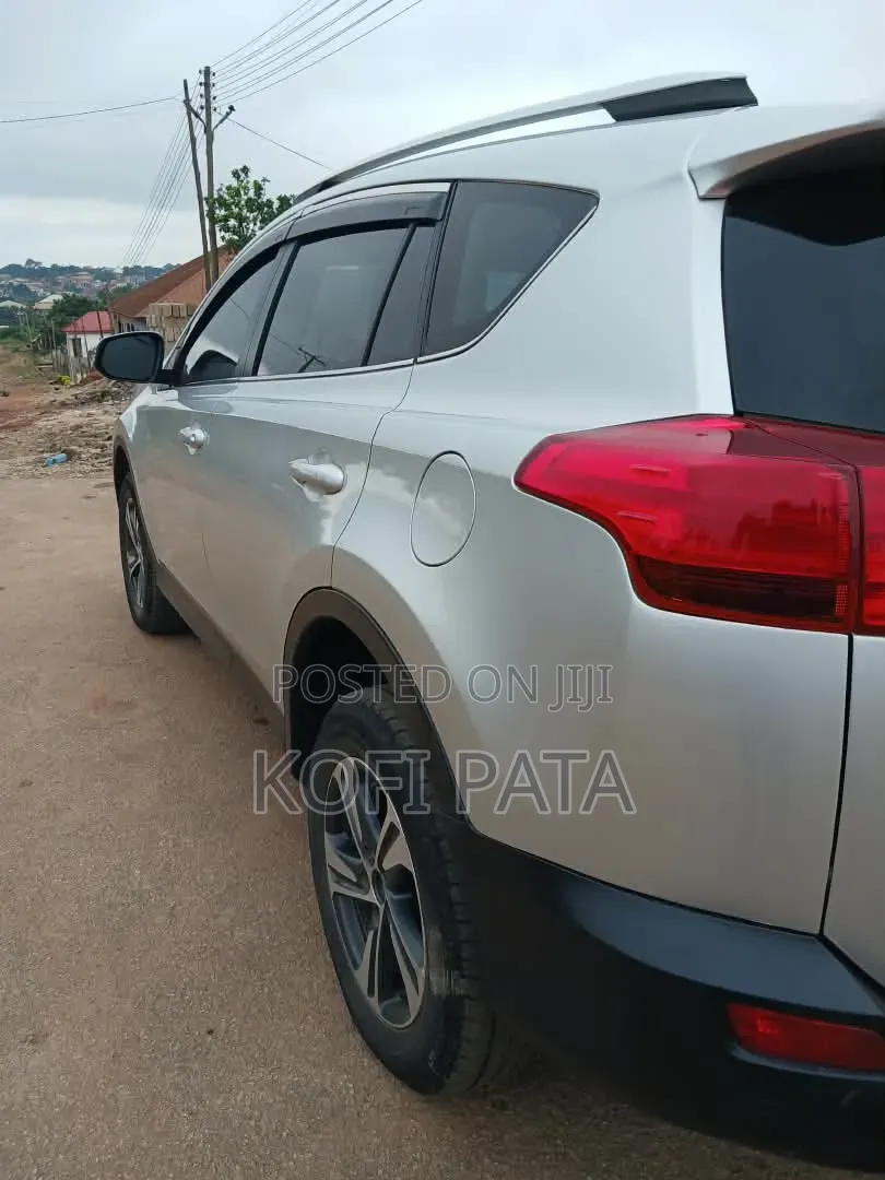 Toyota RAV4 2015 Silver