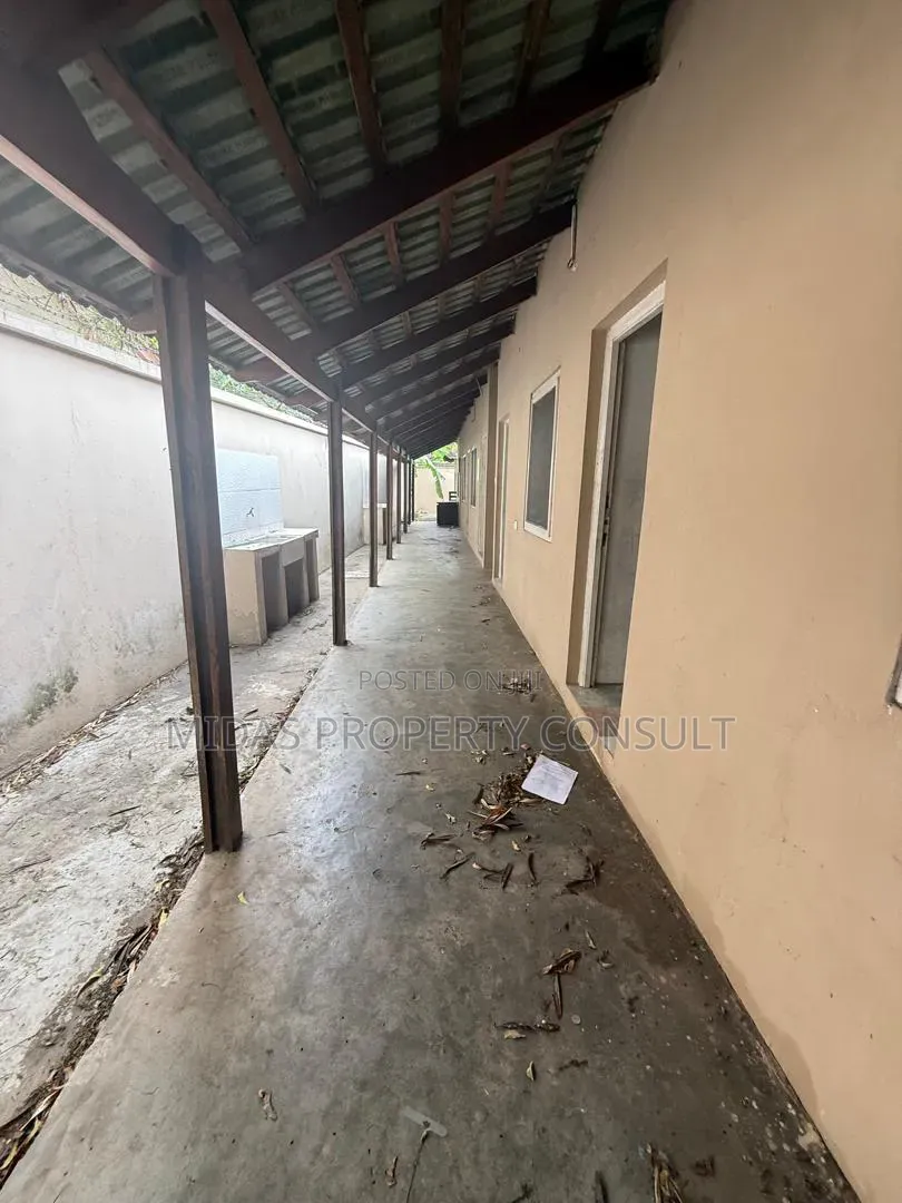 2plots for Sale at Tesano