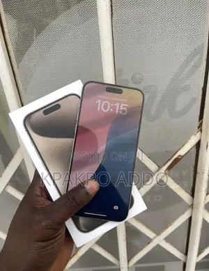 Apple iPhone 15 Pro Max 256 GB Silver