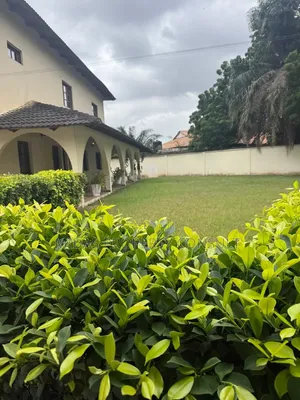 6bdrm House in Tesano Club, Abeka for sale