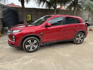Mitsubishi Outlander 2.0 PHEV AWD 2021 Red
