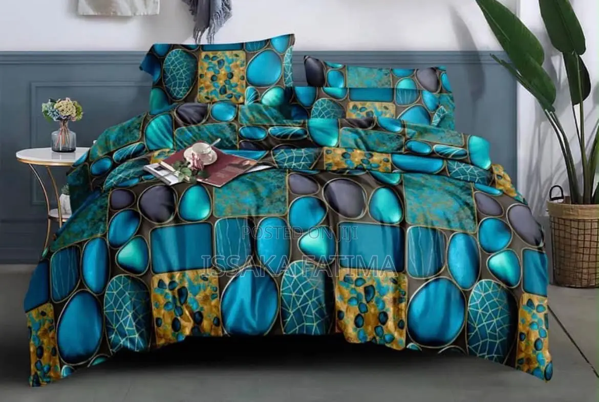 4 Pillow Cases With King Size Bedsheets