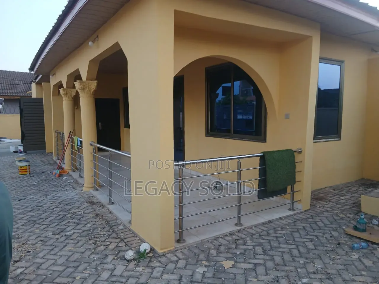 5bdrm House in Legacy Solid Real, Baatsona Total for rent