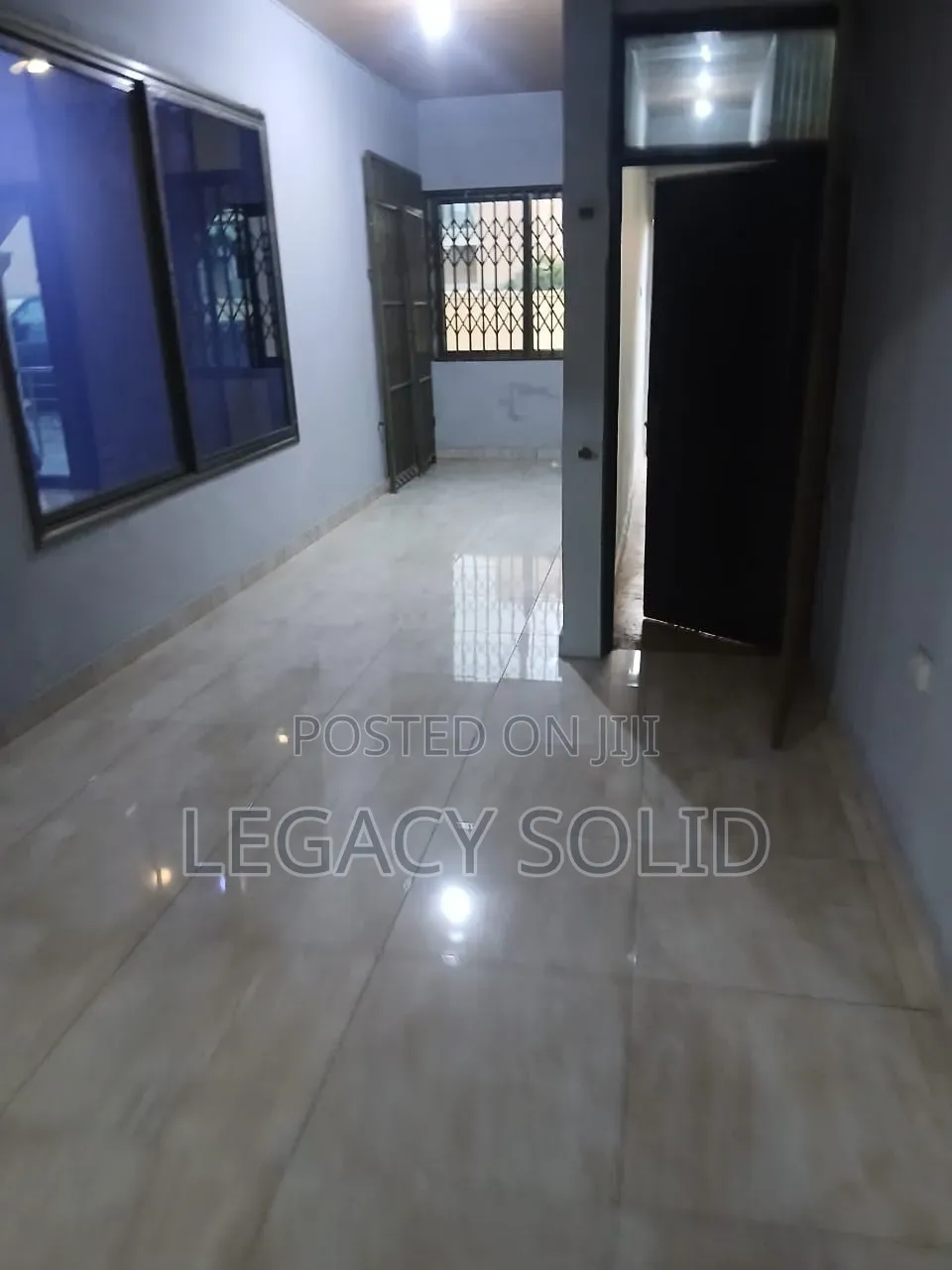 5bdrm House in Legacy Solid Real, Baatsona Total for rent