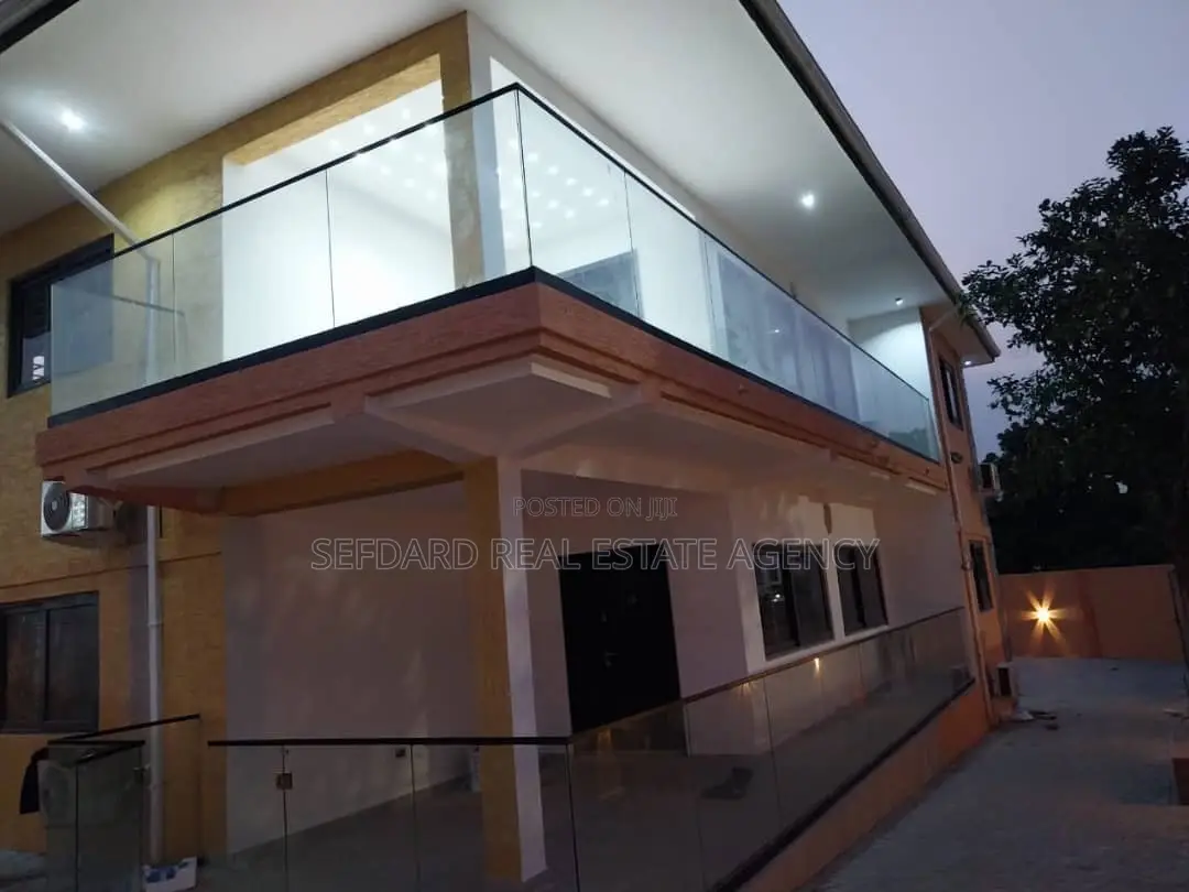 6bdrm Duplex in Sefdard Properties, Asylum Down for rent