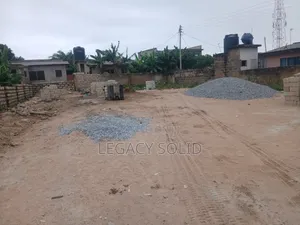 1 Plot of Land for Sale
