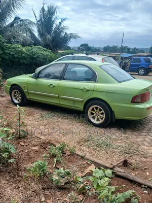 Kia Rondo 2004 Green